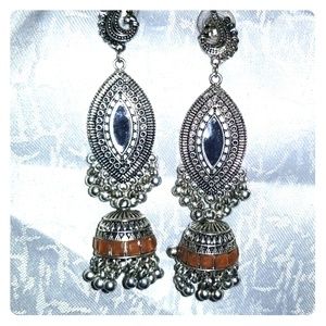 We women Fashion earrings